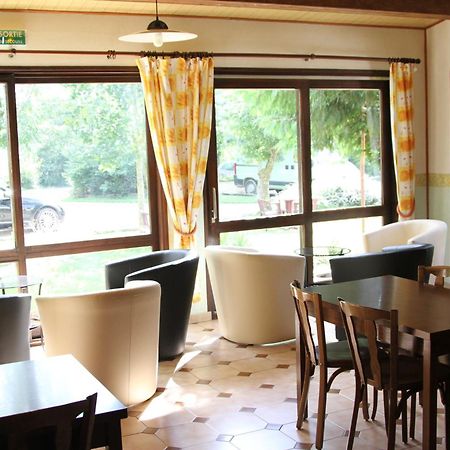 Logis Auberge De La Plaine La Rothière エクステリア 写真
