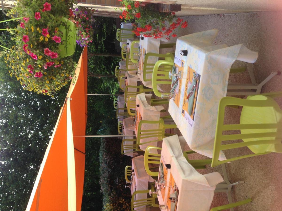 Logis Auberge De La Plaine La Rothière エクステリア 写真
